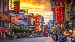CHINA TOWN (เยาวราช) 