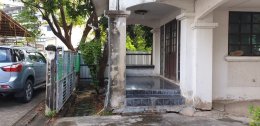 รีโนเวทบ้านเก่าสองชั้น