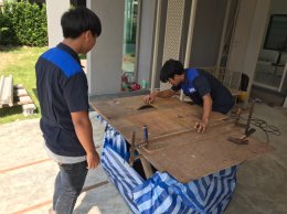 งานเปลี่ยนประตู 