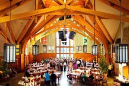 Shawnigan_Lake_School_Campus_เรียนมัธยมเเคนาดา