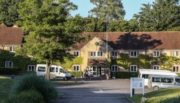 เรียนต่ออังกฤษ_โรงเรียนประจำอังกฤษ_เรียนมัธยมอังกฤษ_Sherborne_International_college