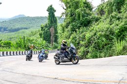 Yamaha XMAX Trip with น้าแมน