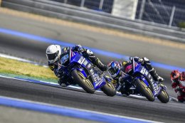 ตี - อนุภาพ ซามูล นำทัพนักบิด Yamaha Thailand Racing Team เปิดฤดูกาลด้วยฟอร์มสุดแกร่ง สยบคู่แข่งคว้าอันดับที่ 1 ต่อหน้ากองเชียร์ชาวไทย