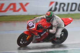 “ฐิติพงศ์-สิทธิศักดิ์” เร็วสุดแทร็กฝน ยึดหัวแถว OR BRIC Superbike สนาม 3