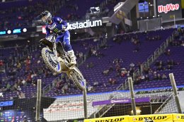 “โทแมค” บวกแต้มรุ่นใหญ่ ครองจ่าฝูง AMA Supercross