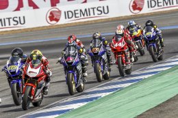 นักบิด Yamaha Thailand Racing Team ไล่บู๊สุดมันส์ ยืนโพเดี้ยม Asia Production 250cc. เรซ 2 รั้งตำแหน่งผู้นำคะแนนสะสม!!!