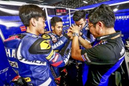 นักบิด Yamaha Thailand Racing Team ไล่บู๊สุดมันส์ ยืนโพเดี้ยม Asia Production 250cc. เรซ 2 รั้งตำแหน่งผู้นำคะแนนสะสม!!!