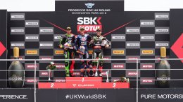 “ฟาน เดอร์ มาร์ค” หวด“ยามาฮ่า” กวาดชัยชนะ WSBK โดนิงตัน 