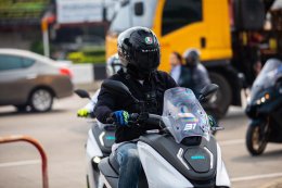ยามาฮ่าเปิดประสบการณ์การทดสอบขับขี่รถไฟฟ้า “YAMAHA E01” ให้กับกลุ่มประชาชนและบุคคลทั่วไป