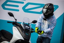 ยามาฮ่าเปิดประสบการณ์การทดสอบขับขี่รถไฟฟ้า “YAMAHA E01” ให้กับกลุ่มประชาชนและบุคคลทั่วไป