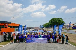 ลูกค้า XMAX ร่วมพัน บิดชมศึก 2 ล้อที่ พีระฯ