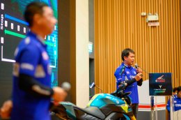 ยามาฮ่าจัดกิจกรรม MT-15 Show off Challenge พร้อมนำโค้ชดีกรีแชมป์เอเชียมาให้คำแนะนำการทดสอบขับขี่