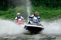 ยามาฮ่าเชิญสื่อมวลชนชั้นนำร่วมสัมผัสสมรรถนะยานยนต์ทางน้ำ YAMAHA WAVERUNNER