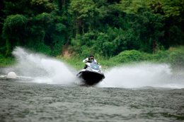 ยามาฮ่าเชิญสื่อมวลชนชั้นนำร่วมสัมผัสสมรรถนะยานยนต์ทางน้ำ YAMAHA WAVERUNNER