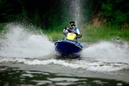 ยามาฮ่าเชิญสื่อมวลชนชั้นนำร่วมสัมผัสสมรรถนะยานยนต์ทางน้ำ YAMAHA WAVERUNNER