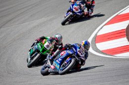 “ยามาฮ่า” บวกแต้ม WSBK ต่อเนื่อง “ราซกัตลิโอกลู-ฟาน เดอร์ มาร์ค” ควบ R1 คว้าโพเดี้ยม ปอร์ติเมา