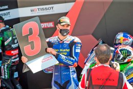 “ยามาฮ่า” บวกแต้ม WSBK ต่อเนื่อง “ราซกัตลิโอกลู-ฟาน เดอร์ มาร์ค” ควบ R1 คว้าโพเดี้ยม ปอร์ติเมา