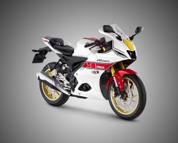 All New YAMAHA R15 : Born to Be One1...เร็วดั่งใจ พุ่งไปกับความเป็นหนึ่ง