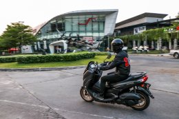 All New YAMAHA NMAX 155 รถจักรยานยนต์ออโตเมติกระดับพรีเมี่ยม 155 ซีซี. การเปลี่ยนแปลงครั้งใหม่...ที่จะทำให้ชีวิตสุดแม็กซ์