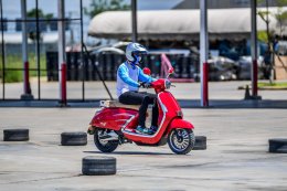 Test Ride รถมอเตอร์ไซค์ไฟฟ้า เอช เซม 3 รุ่น 3 สไตล์ พร้อมตอบสนองทุกการขับขี่...ดีเกินคาด!!!