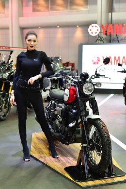 ยามาฮ่า ดึง Johann Zarco นักบิด MotoGP เปิดตัว SCR950, XSR700,  M-SLAZ Limited Edition และ AEROX 155 สีใหม่ ที่บูธ “Yamaha Riders’ Community” ในงาน Motor Expo 2017