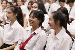 "ส้ม-หนูสิ-ณฉัตร"  3 นางงามมิสไทยแลนด์เวิลด์ จับมือมหาวิทยาลัย “ปลุกพลังสร้างคุณค่า” พัฒนาบุคลิกภาพเพื่อน้องๆ