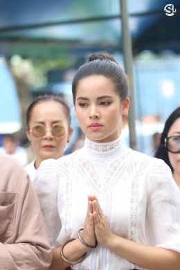 "ญาญ่า" ควบบทแฝดสองบุคลิก ประกบ "เจมส์ มาร์" บวงสรวง "กลิ่นกาสะลอง"