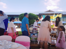 Dayicecream #0007 ส่งไอศครีมเลี้ยง งานแต่งงานของคุณอ๋อง กับ คุณเหมี่ยว ที่ รร.วัดตาก้อง จ.นครปฐม ^ ^