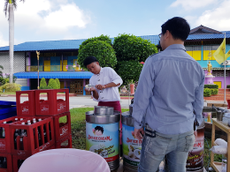 Dayicecream #0007 ส่งไอศครีมเลี้ยง งานแต่งงานของคุณอ๋อง กับ คุณเหมี่ยว ที่ รร.วัดตาก้อง จ.นครปฐม ^ ^
