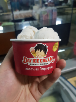 Dayicecream #0020 สาขาที่14 ตลาดบน หน้าองค์พระปฐมเจดีย์ อ.เมือง จ.นครปฐม