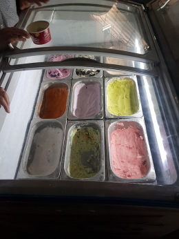 Dayicecream #0020 สาขาที่14 ตลาดบน หน้าองค์พระปฐมเจดีย์ อ.เมือง จ.นครปฐม