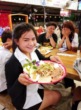 Dayicecream #0022 สาขาที่16 ร้านภูไท รสแซ่บ สาขานครปฐม 