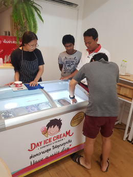 Dayicecream #0033 สาขาที่22 ร้าน Mr.Nop ( ครูนพติวเตอร์ ) ลาดกระบัง 13/8