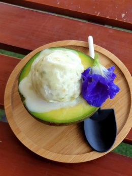 Dayicecream #0056 สาขา ร้านคิดถึงสเต็ก & เค้ก Home Cafe’ สุราษฎร์ธานี