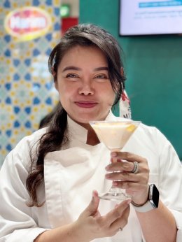  สัมผัสรสชาติใหม่ ของรังนกตุ๋นน้ำกะทิแคนตาลูปเยลลี่น้ำผึ้ง เชฟนุ้ย ชัชชษา อู่พิชิต