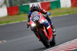 ฮอนด้ายกทัพนักแข่ง Honda CBR-Series ล่าแชมป์ Suzuka 8 Hours 2025  ฮอนด้า เรซ ทู เดอะ แชมเปี้ยน ส่ง ชิพ-นครินทร์ ร่วมศึกในตำนาน ครั้งที่ 46 ประเทศญี่ปุ่น