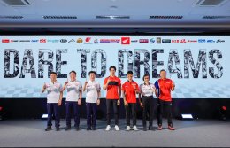 ไทยฮอนด้า จับมือ ฮอนด้า เอชอาร์ซี ยกระดับมอเตอร์สปอร์ตไทย สู่ระดับโลก ส่ง 2 นักแข่งไทย ก้อง-สมเกียรติ และ นีโม่-จิรัฎฐ์ สู่ทีมโรงงาน ทั้งทางเรียบและทางฝุ่น พร้อมเปิดไลน์อัพนักบิดไทยประจำปี 2026