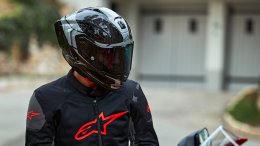 ครั้งแรกในเอเชีย! Alpinestars เปิดตัวหมวกกันน็อคทางเรียบ Supertech R10 อย่างเป็นทางการในประเทศไทย ด้วยเทคโนโลยีที่ดีที่สุดจากสนามแข่ง MotoGP