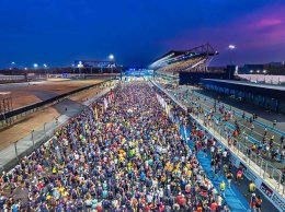 นับถอยหลัง! คนนับแสนมุ่งสู่ค่ำคืนประวัติศาสตร์ 10 ปี บุรีรัมย์ มาราธอน ปักหมุดเป้าหมายกระตุ้นเศรษฐกิจทะลุ 1,000 ล้านบาท