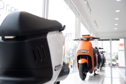 เรียล โมโตสปอร์ต เปิดเกมรุกตลาด EV ปั้น allRIDE e จับมือ SLEEK EV เปิ ดแฟลกชิปสโตร์ แห่งแรกในกรุงเทพฯ ย่านวัชรพล อัดโปรแรง! ออกรถ 0 บาท ลดสูงสุด 20,000 บาท
