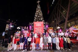 รถจักรยานยนต์ Honda ต้อนรับเทศกาลส่งท้ายปีในงาน Light Up Christmas Tree Celebration 2025 ที่เซ็นทรัลเวิลด์