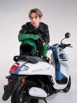 ไทยฮอนด้า เปิดตัว New Honda SCOOPY มาพร้อม 9 สีใหม่ 3 สไตล์ ในคอนเซปต์ The Iconic Gang แก๊งเจนใหม่ ไปให้สุดเทรนด์ พร้อมคว้า LYKN ร่วมถ่ายทอดไอคอนิกสไตล์ของคนรุ่นใหม่
