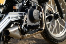 "Royal Enfield Custom World: ส่องรถคัสตอมสุดเท่ 4 คัน ไฮไลท์เท่ๆ จากงาน Wheels & Waves 2025!"