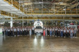 เอ็มจี สร้างประวัติศาสตร์ รับรางวัลรถยนต์ยอดเยี่ยม 3 ปีต่อเนื่อง NEW MG S5 EV รับรางวัล THAILAND EV OF THE YEAR 2025 