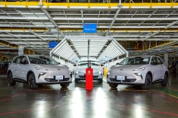 เอ็มจี สร้างประวัติศาสตร์ รับรางวัลรถยนต์ยอดเยี่ยม 3 ปีต่อเนื่อง NEW MG S5 EV รับรางวัล THAILAND EV OF THE YEAR 2025 