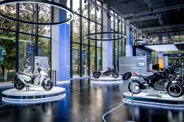 ฮอนด้า เปิดให้ยลโฉม EV Outlier โมเดลจักรยานยนต์ไฟฟ้าต้นแบบระดับโลกอย่างใกล้ชิด เป็นที่แรกในประเทศไทย ที่ The M.O.V.E. by Honda