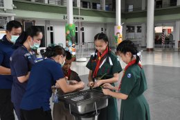 โรงพยาบาลเมืองนารายณ์ ได้เข้าร่วมสนับสนุนกิจกรรมการฝึกซ้อมดับเพลิงและอพยพหนีไฟ โรงเรียนอัสสัมชัญคอนแวนต์ ลพบุรี