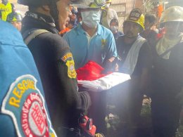 ทีม Heavy Rescue THAILAND (HR-TH) เข้าช่วยสนับสนุนเหตุอาคารถล่ม ณ หมู่บ้าน กฤษดานคร ปิ่นเกล้า ถ. บรมราชชนนี