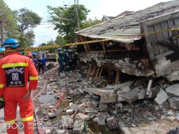 ภาพ Heavy Rescue Thailand  การเข้าสนับสนุน On Scene Building Collapse