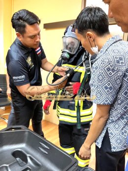ผลงานการส่งมอบชุดดับเพลิงพร้อม ชุดเครื่องช่วยหายใจแบบสะพายหลัง (SCBA) มาตรฐาน EN